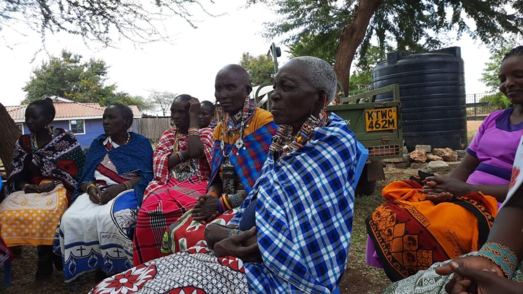 LAB women maasai animals