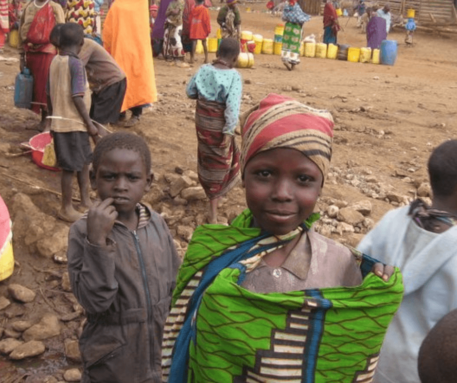 women in Kenya children